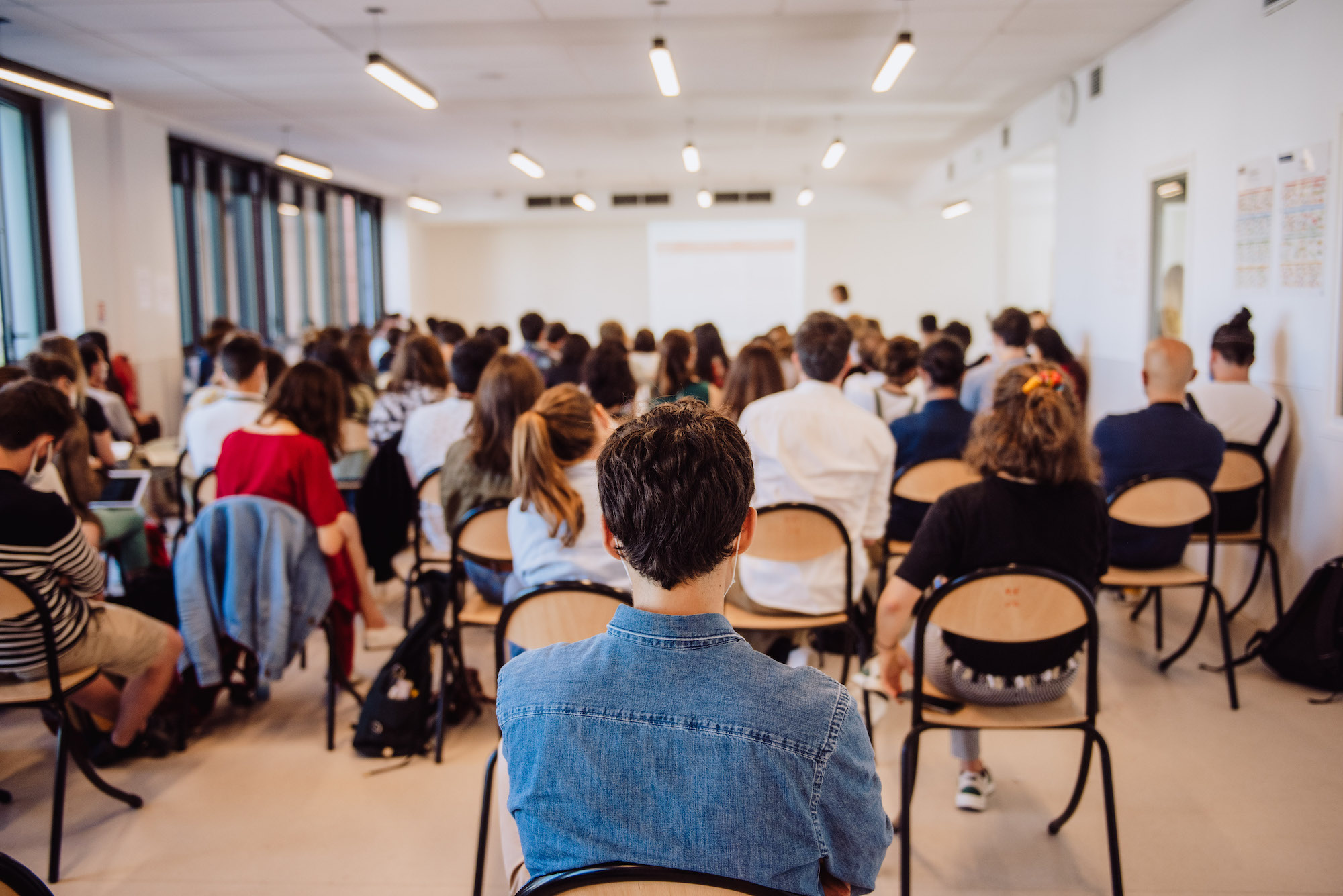 public participant réunion information association le choix de l'école échanger question