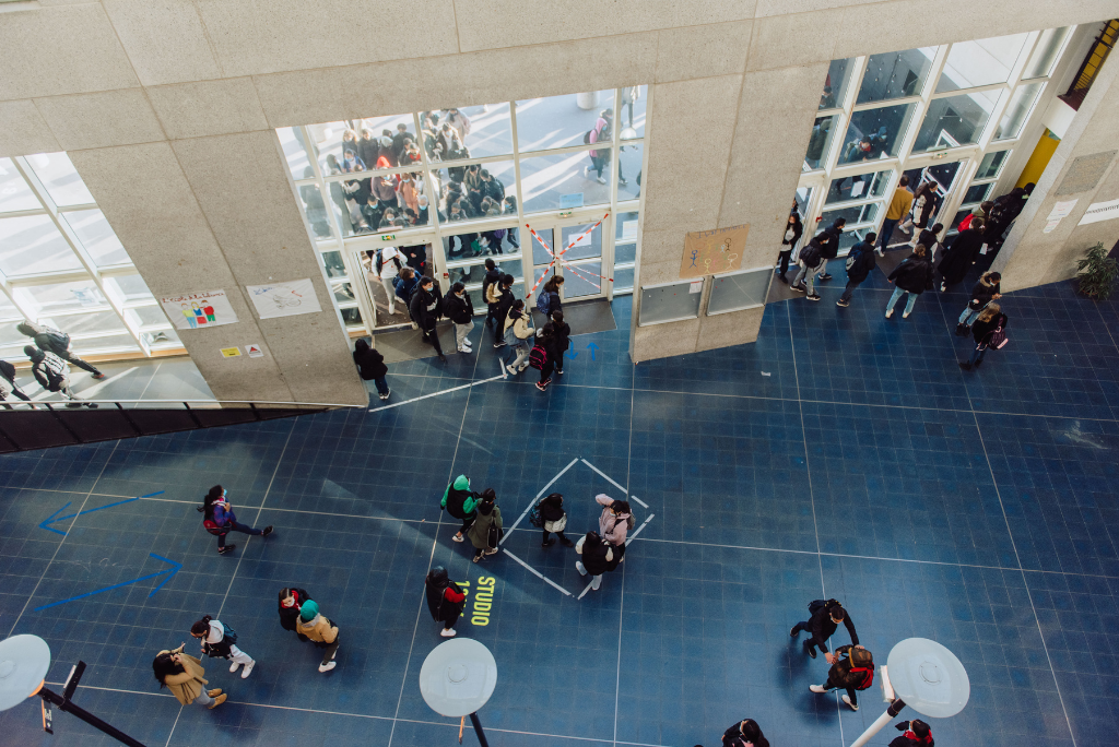 école primaire collège lycée professionnel type d'établissement choisir choix enseigner prof professeur enseignant classe élèves