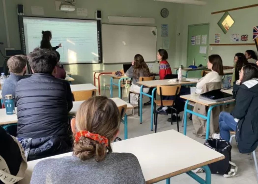 L'Étudiant "Je n’osais pas tenter seule" : cette association accompagne les jeunes diplômés qui veulent devenir enseignants